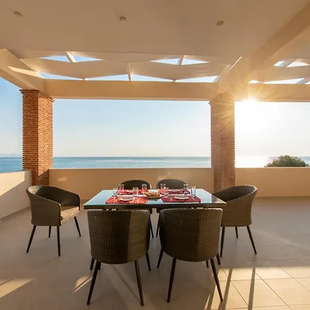 La Perla 别墅 Khartáta