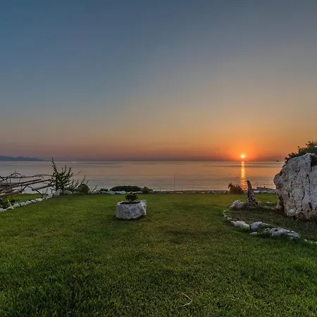 别墅 La Perla Khartáta