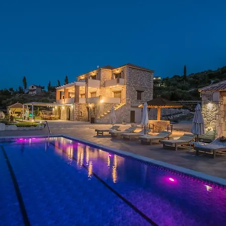 La Perla Villa *