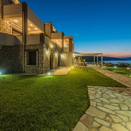 Vilă La Perla Khartáta