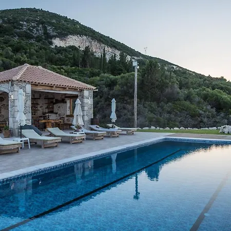 La Perla Villa *