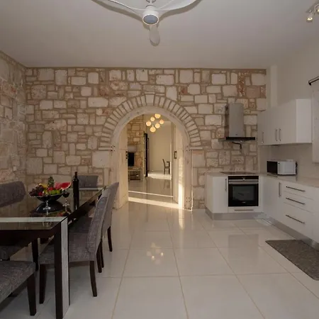 La Perla * Khartáta