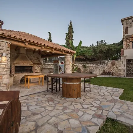 La Perla Villa
