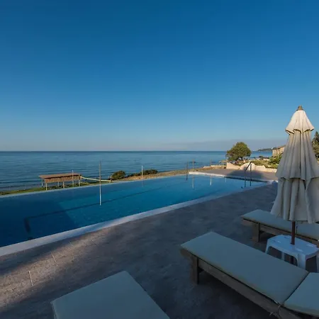 La Perla וילה Khartáta