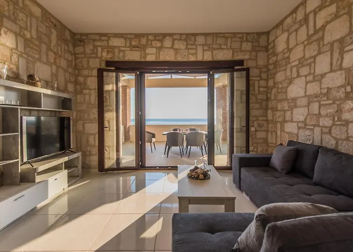 La Perla Villa